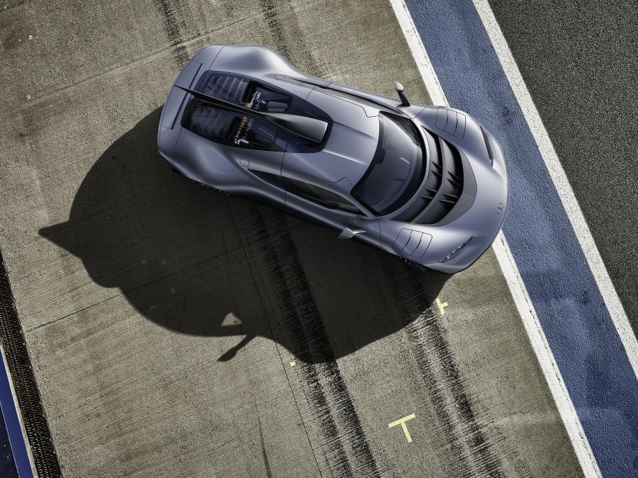  Mercedes-AMG Project ONE 2017 года  (фото 13 из 28)